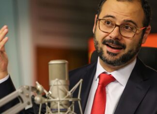 Redução da jornada vai favorecer o empreendodorismo, diz ministro