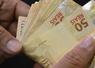 Caixa paga Bolsa Família a beneficiários com NIS de final 8