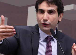 Galípolo descreve ação do Master que chamou atenção do Banco Central