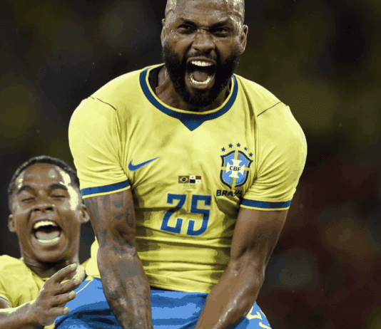 Ancelotti escala 2 times e seleção se despede com goleada sobre Panamá Ancelotti escala 2 times e seleção se despede com goleada sobre Panamá