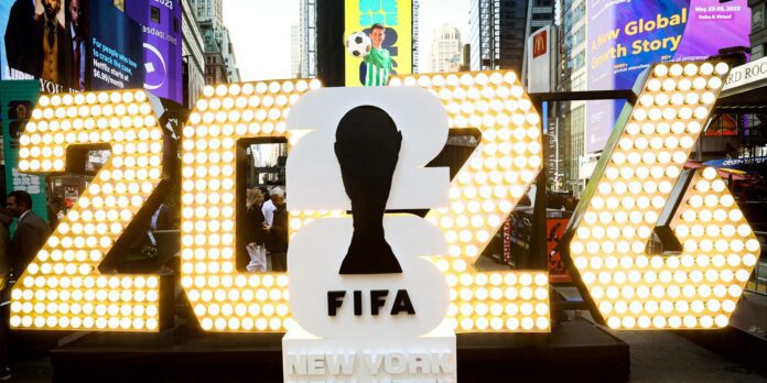 Falta um mês para a Copa que promete ser a Falta um mês para a Copa que promete ser a maior de todos os tempos