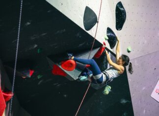 Marina Dias vence etapa da Copa do Mundo de paraescalada nos EUA Marina Dias vence etapa da Copa do Mundo de paraescalada nos EUA