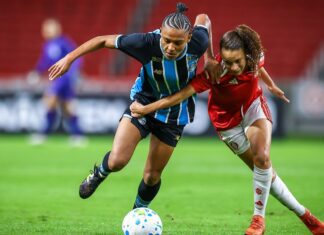 Nos pênaltis, Inter elimina Grêmio e segue na Copa do Brasil Feminina Nos pênaltis, Inter elimina Grêmio e segue na Copa do Brasil Feminina