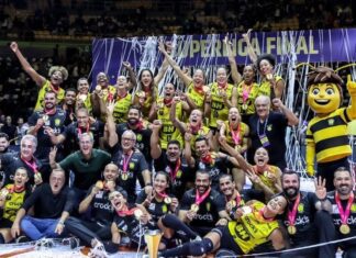 Praia Clube bate Minas e fatura título da Superliga Feminina de vôlei Praia Clube bate Minas e fatura título da Superliga Feminina de vôlei