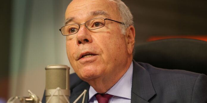 Vieira vai a Pequim para reunião bilateral com governo chinês Vieira vai a Pequim para reunião bilateral com governo chinês