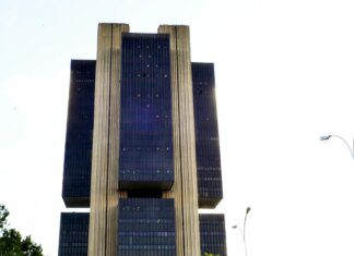 Copom adota cautela por tensões globais e expectativa da inflação