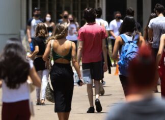 Unesco: matrículas no ensino superior mais que dobraram no mundo