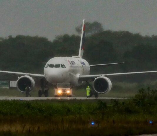 Governo prorroga descontos no querosene de aviação e no biodiesel