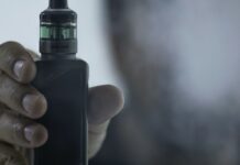 Dia Mundial sem Tabaco: novas tecnologias camuflam vapes e são desafio