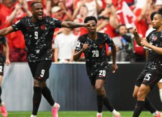 Canadá atropela Catar e vence pela primeira vez em uma Copa do Mundo Canadá atropela Catar e vence pela primeira vez em uma Copa do Mundo