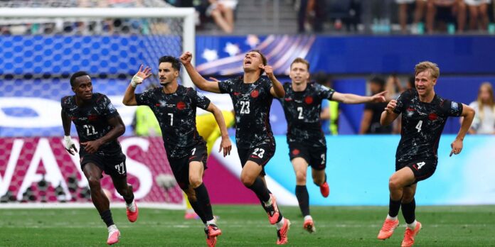 Com gol no final, Canadá vence Africa do Sul e Com gol no final, Canadá vence Africa do Sul e vai às oitavas da Copa