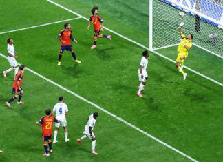 Em dia agitado, Copa do Mundo tem primeira zebra e algumas surpresas Em dia agitado, Copa do Mundo tem primeira zebra e algumas surpresas
