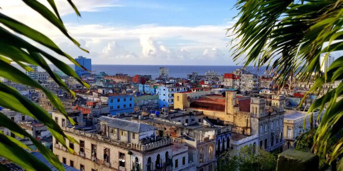 Em novas sanções, EUA miram empresa de mineração e presidente Em novas sanções, EUA miram empresa de mineração e presidente de Cuba