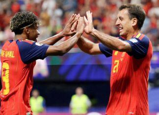 Espanha desencanta e vence a 1ª na Copa goleando a Arábia Saudita Espanha desencanta e vence a 1ª na Copa goleando a Arábia Saudita