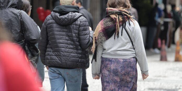 Inverno chega com frio intenso no Sul e calor em boa parte do país