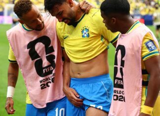 Lucas Paquetá tem lesão na coxa confirmada, sem previsão de retorno Lucas Paquetá tem lesão na coxa confirmada, sem previsão de retorno