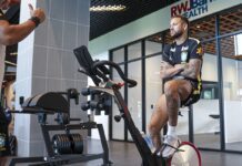 Neymar faz novo exame e segue sem treinar na seleção brasileira Neymar faz novo exame e segue sem treinar na seleção brasileira