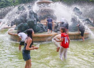 Onda de calor na Europa bate recordes e expõe crise climática Onda de calor na Europa bate recordes e expõe crise climática