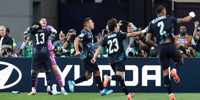 Paraguai vence nos pênaltis e elimina a Alemanha da Copa Paraguai vence nos pênaltis e elimina a Alemanha da Copa do Mundo