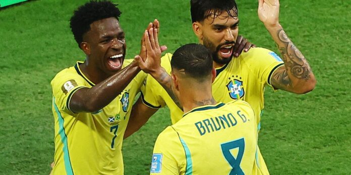 Real Madrid vira top-10 de clubes com mais gols pelo Real Madrid vira top-10 de clubes com mais gols pelo Brasil em Copas