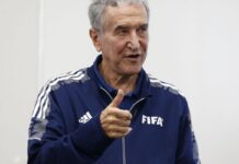 Técnico do tetra, Carlos Alberto Parreira é internado no Rio Técnico do tetra, Carlos Alberto Parreira é internado no Rio