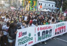Marcha em São Paulo pede legalização da maconha