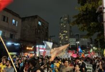 Estudantes protestam contra cortes nas universidades de SP