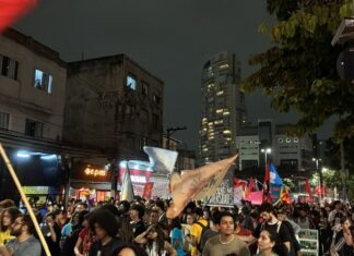 Estudantes protestam contra cortes nas universidades de SP