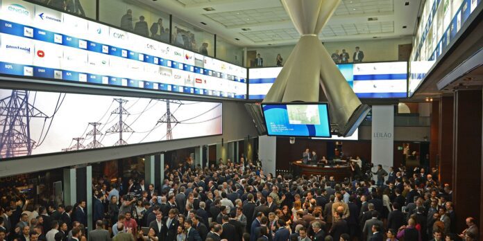 1101839-rvrsa_abr121520176673_1.jpg