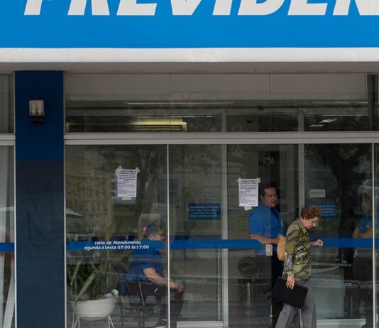 Governo destina R$ 547 milhões para ressarcir beneficiários do INSS