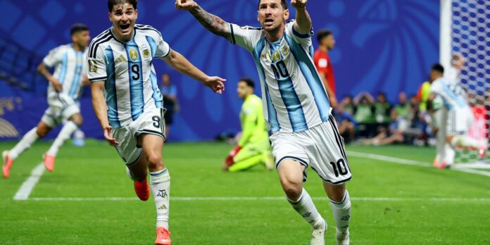 Argentina busca virada, despacha Egito e mantém vivo o sonho Argentina busca virada, despacha Egito e mantém vivo o sonho do tetra