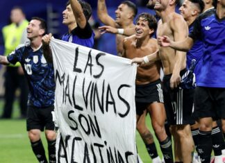 Ato de jogadores argentinos reacende debate sobre domínio das Malvinas Ato de jogadores argentinos reacende debate sobre domínio das Malvinas
