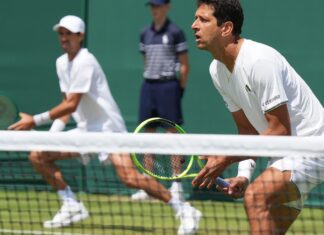 Brasileiros têm dia ruim em Wimbledon e caem nas duplas masculinas Brasileiros têm dia ruim em Wimbledon e caem nas duplas masculinas