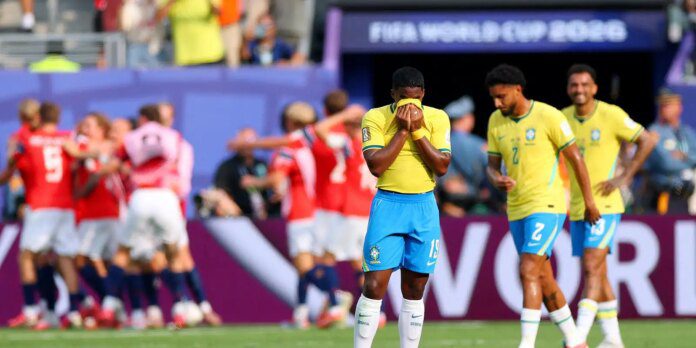 Com críticas, adeus do Brasil à Copa estampa jornais mundo Com críticas, adeus do Brasil à Copa estampa jornais mundo afora