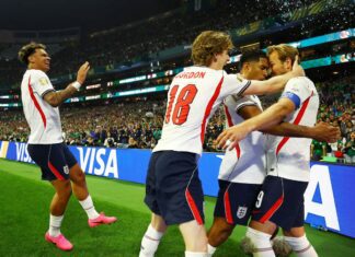 Com um a menos, Inglaterra derruba México no Azteca e segue na Copa Com um a menos, Inglaterra derruba México no Azteca e segue na Copa