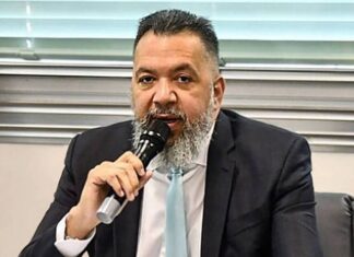 Ex-prefeito de Belford Roxo preso com arma de guerra é solto pelo STF Ex-prefeito de Belford Roxo preso com arma de guerra é solto pelo STF