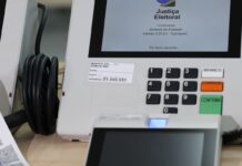 Justiça Eleitoral afasta servidores com parentes candidatos Justiça Eleitoral afasta servidores com parentes candidatos