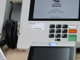 Justiça Eleitoral afasta servidores com parentes candidatos Justiça Eleitoral afasta servidores com parentes candidatos
