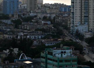 Parte de Havana retoma energia elétrica após novo grande apagão Parte de Havana retoma energia elétrica após novo grande apagão