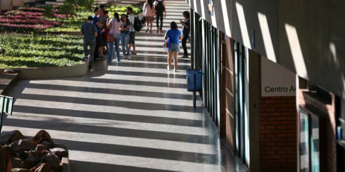 Pesquisadores negros se reúnem para congresso nacional na UnB Pesquisadores negros se reúnem para congresso nacional na UnB