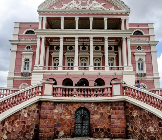 Teatro Amazonas é candidato a Patrimônio Mundial da Unesco Teatro Amazonas é candidato a Patrimônio Mundial da Unesco