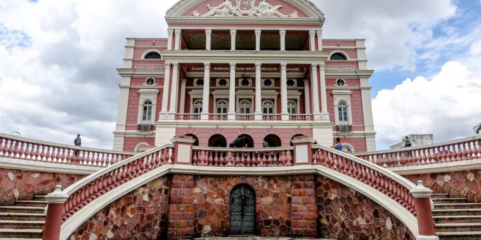 Teatro Amazonas é candidato a Patrimônio Mundial da Unesco Teatro Amazonas é candidato a Patrimônio Mundial da Unesco