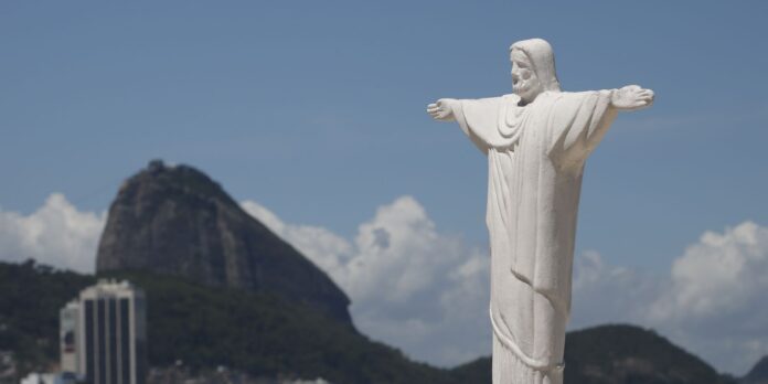 Visitas ao Cristo Redentor vão ficar mais acessíveis Visitas ao Cristo Redentor vão ficar mais acessíveis