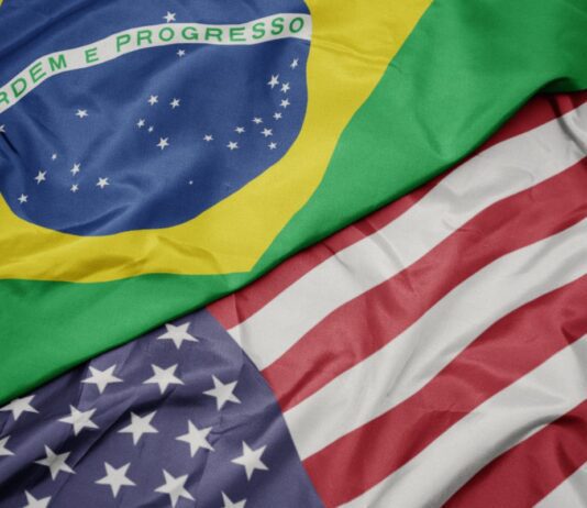 Tarifa de 37,5% atingirá quase 4 mil produtos brasileiros, estima CNI