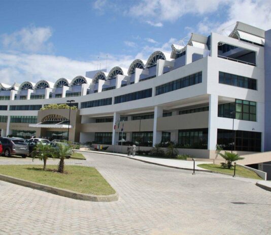 Clínica é Processada Após Pacientes Perderem A Visão Em Mutirão De Catarata