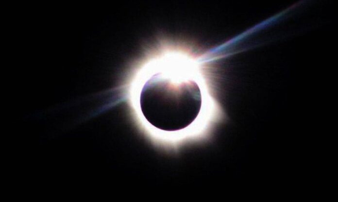 Eclipse Solar Total Acontece Nesta Quarta; Saiba Onde O Fenômeno Poderá Ser Visto