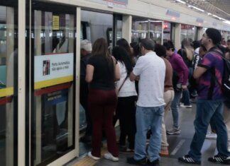Em São Paulo, ferroviários da CPTM decidem encerrar greve Em São Paulo, ferroviários da CPTM decidem encerrar greve