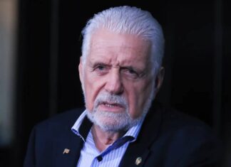 Jaques Wagner Tem Depoimento A PF Adiado Após Pedido De Defesa Jaques Wagner Tem Depoimento A PF Adiado Após Pedido De Defesa