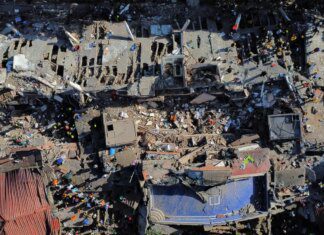 Número de mortes causadas por terremoto na Colômbia chega a 254 Número de mortes causadas por terremoto na Colômbia chega a 254