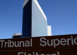 TSE suspende filiações partidárias após registros indevidos no sistema TSE suspende filiações partidárias após registros indevidos no sistema